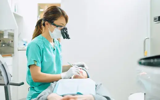 健康な歯をできるだけ削らず、天然歯を守る治療